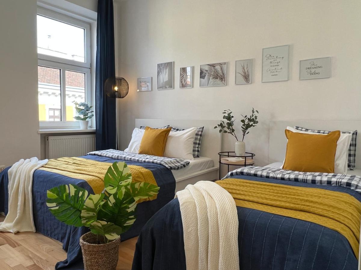 Home Away From Home Wenen Buitenkant foto