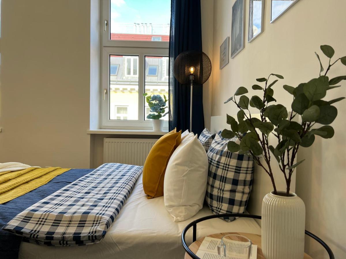 Home Away From Home Wenen Buitenkant foto